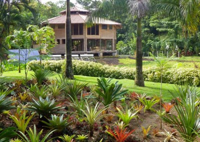 Macaw Lodge